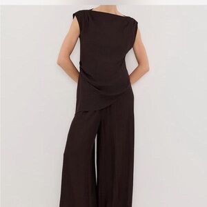 NWT dissh shyla top in bitter choc - size us 10